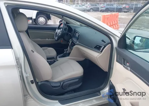 2017 Hyundai Elantra Se z USA, uszkodzony, nr VIN 5NPD84LF7HH054945